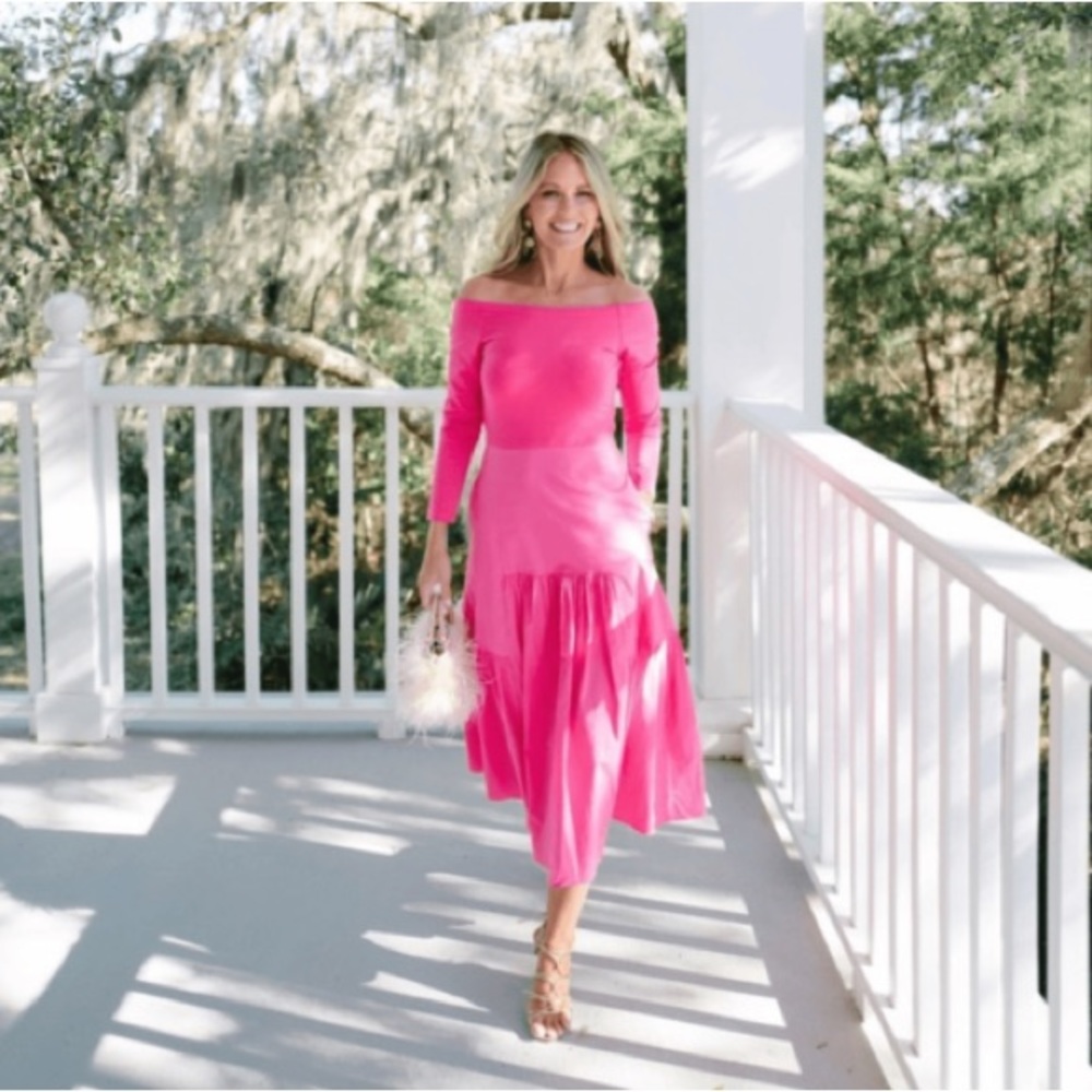 Tuckernuck pink dress.